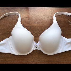 Victoria’s Secret Perfect Coverage Bra 34B